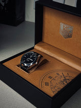 A Watch That Completes Your Classic Style.