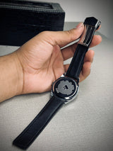 A Watch That Completes Your Classic Style.